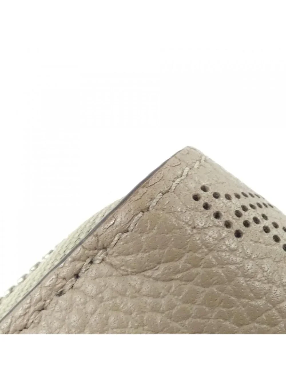 Louis Vuitton Mahina Zippy Wallet
